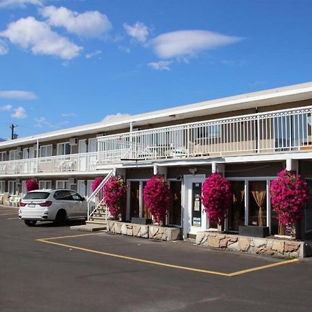 Plaza Motel Penticton Exterior foto